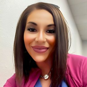 Meet your Posher, Mandy